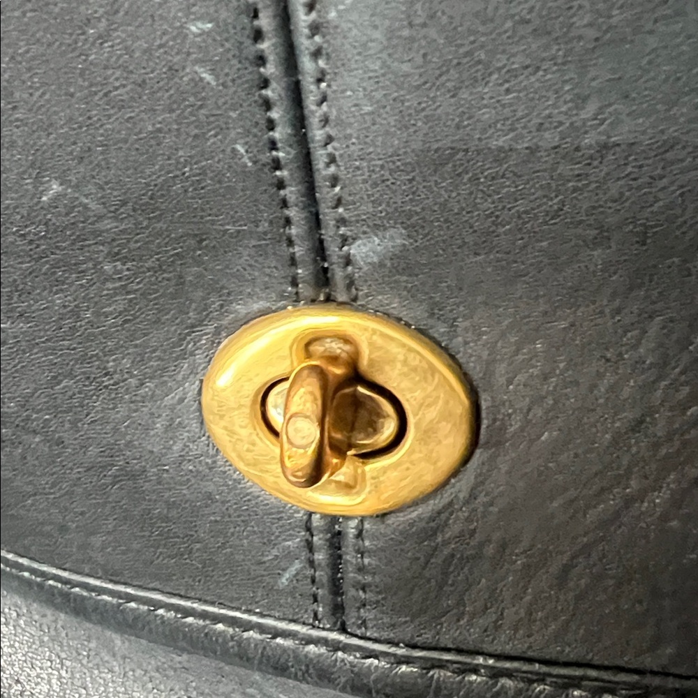 PRICE FIRM! RARE NAVY Vintage COACH Leather Crescent Saddle Bag (pre-serial no.) - Picture 13 of 16